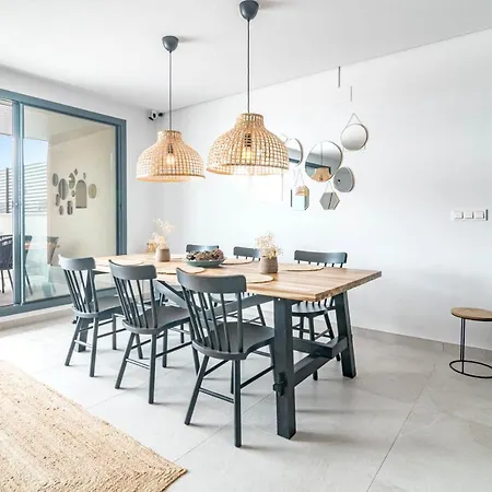 Beautiful 3 Bedroom In Popular La Quinta With Amazing Views Over The Mountains *