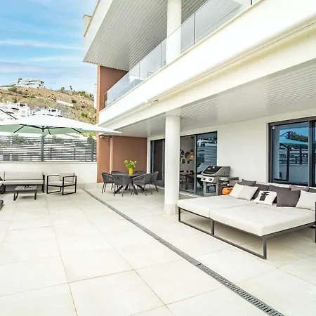 Beautiful 3 Bedroom In Popular La Quinta With Amazing Views Over The Mountains Appartement *